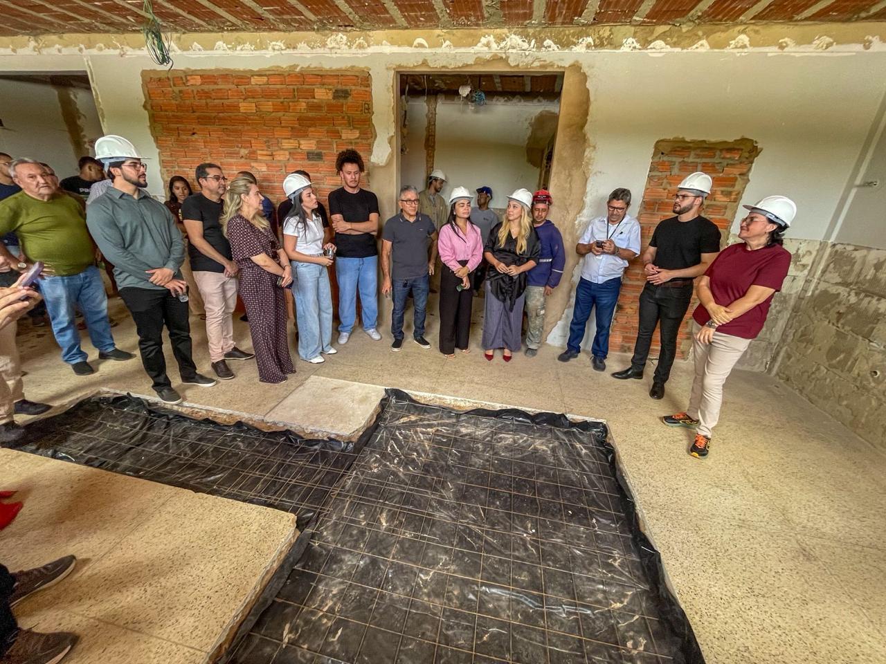 Saúde de Piripiri terá ressonância magnética; prefeita visita o local 