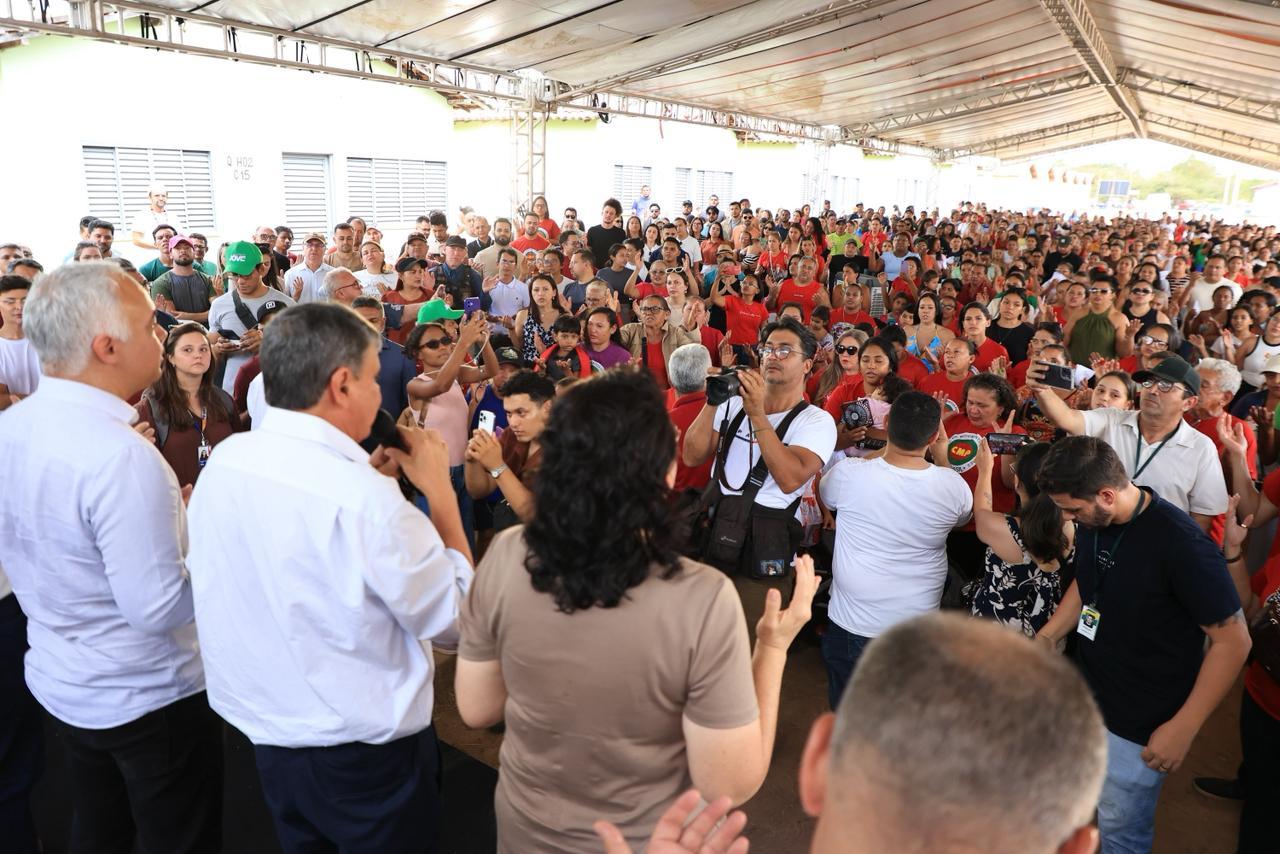 Multidão