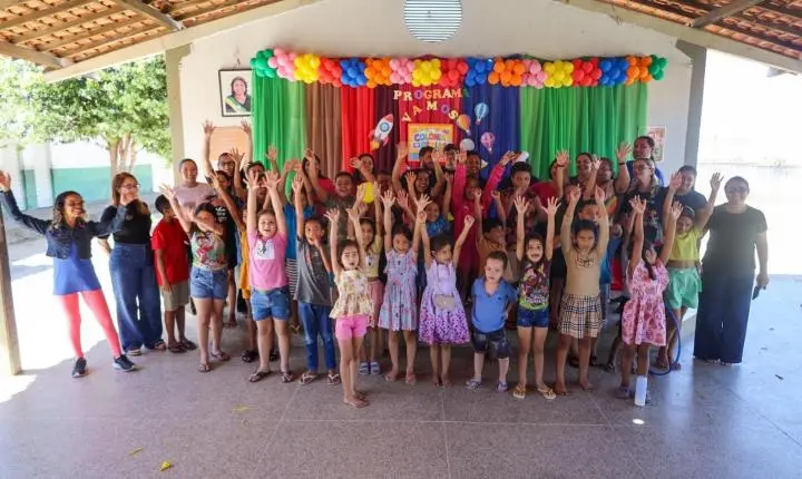Colônia de Férias do Programa Vamos Aprender atende mais de 2 mil alunos em escolas de Piripiri