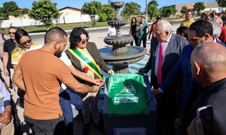 Inaugurada Praça Recanto dos Pássaros durante as comemorações pelos 116 anos de Piripiri 