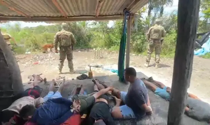 Líder de organização criminosa é preso durante operação que apreende drogas e arma em Barras
