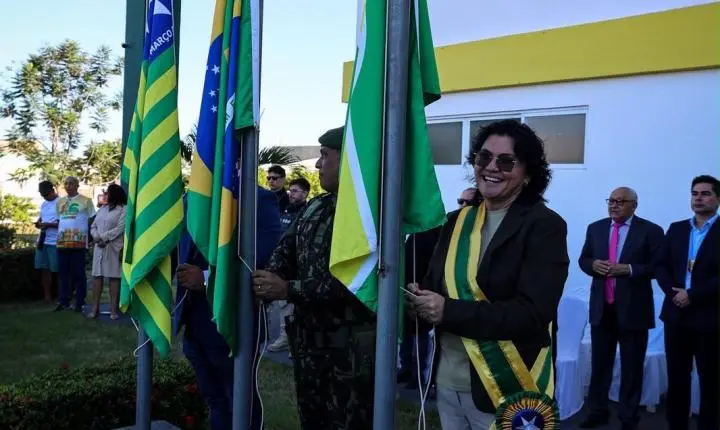 Piripiri celebra 116 anos de emancipação política com solenidade cívica