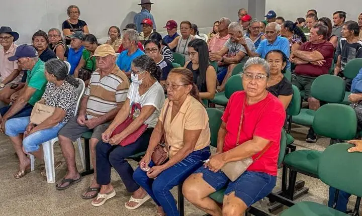 Prefeitura de Piripiri realiza novo mutirão do projeto Visão em Dias