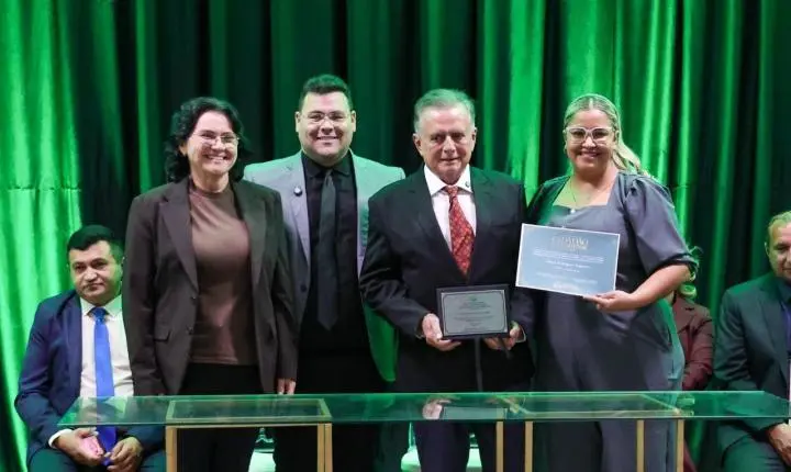 Realizada entrega de Títulos de Cidadania Piripiriense 