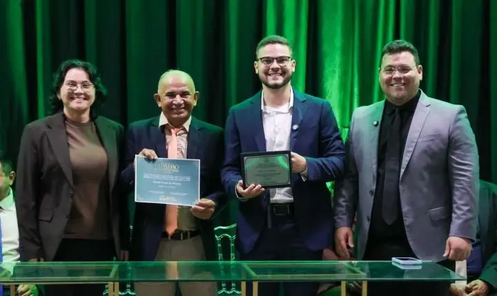 Realizada entrega de Títulos de Cidadania Piripiriense 