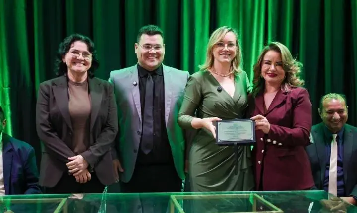 Realizada entrega de Títulos de Cidadania Piripiriense 