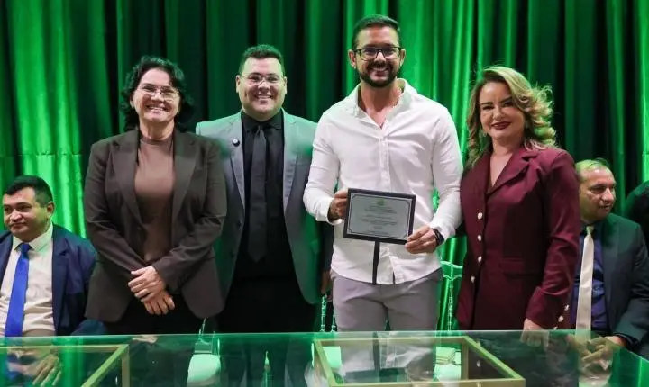 Realizada entrega de Títulos de Cidadania Piripiriense 
