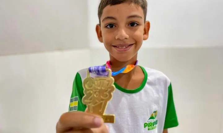 SEDUC de Piripiri entrega 328 medalhas da OBMEP Mirim a estudantes da rede municipal